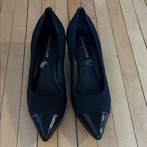 Donald J. Pliner Black Patent Toe Heels
